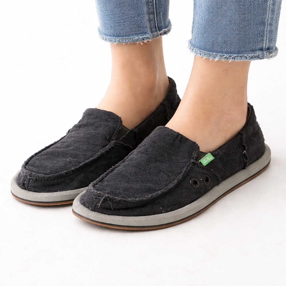 Size 7 Women’s Sanuk Vagabond Loafers Shoes
